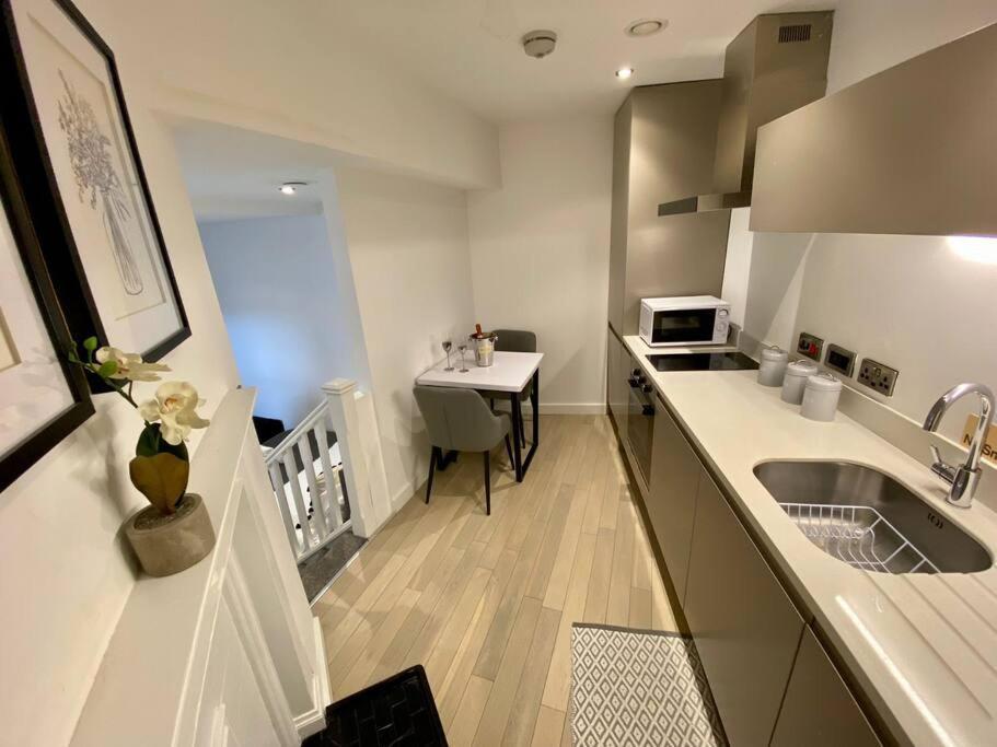 Victoria Street Apartment Sleeps 2 Liverpool Dış mekan fotoğraf